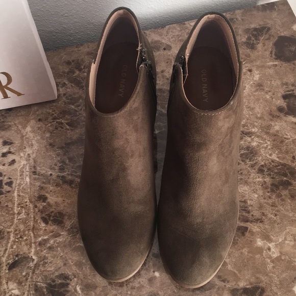 Olive Ankle Boots by Old Navy 10 - Picture 2 of 5